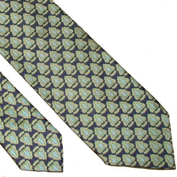 Vintage Gucci Thin SILK TIE, Repeating Arrowhead Design, Short 54.5" - Picture 1 of 4
